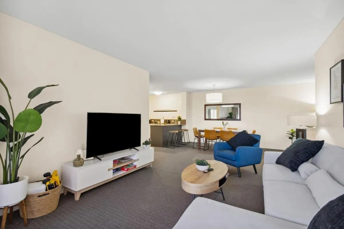 Spacious Holiday Apart On Hay St Cbd パース